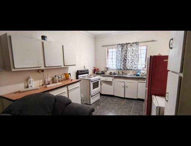 3 BEDROOM HOUSE FOR SALE IN GLENMORE BEACH